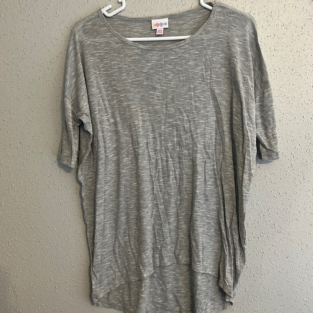 Lularoe tee